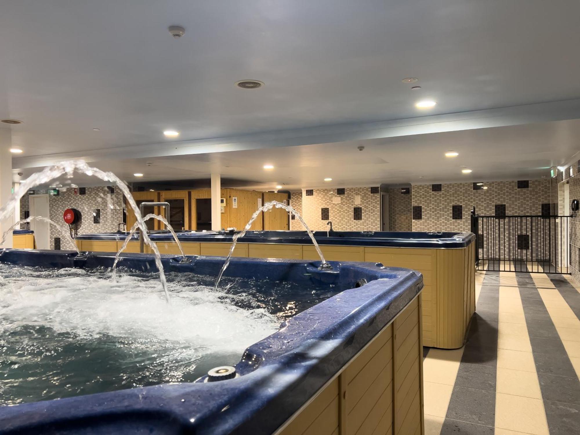 The Phoenix Artesian Spa Resort And Accommodation Moree Exterior foto